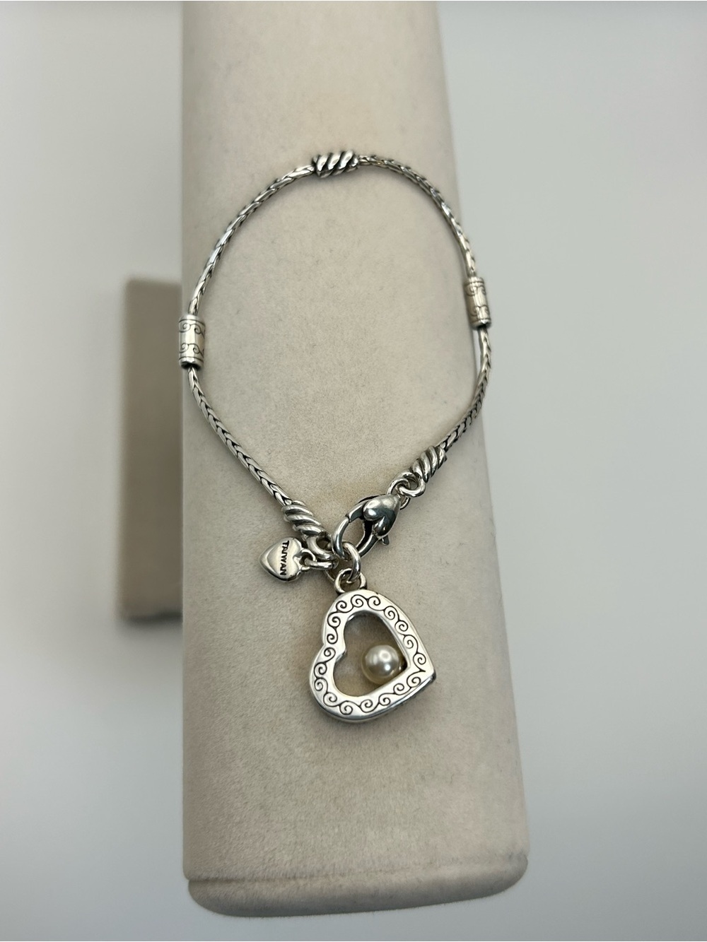 Brighton Sorority Row Heart Charm Bracelet 8" Faux Pearl Silver Plated Vintage